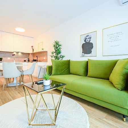 Km Flats Appartement Oradea Buitenkant foto